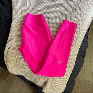 Alo Yoga neon pink air Lift leggings